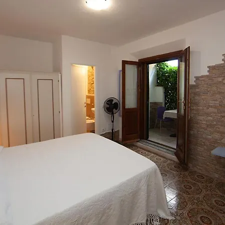 Lantgård Agriturismofaucci Casa Alzi